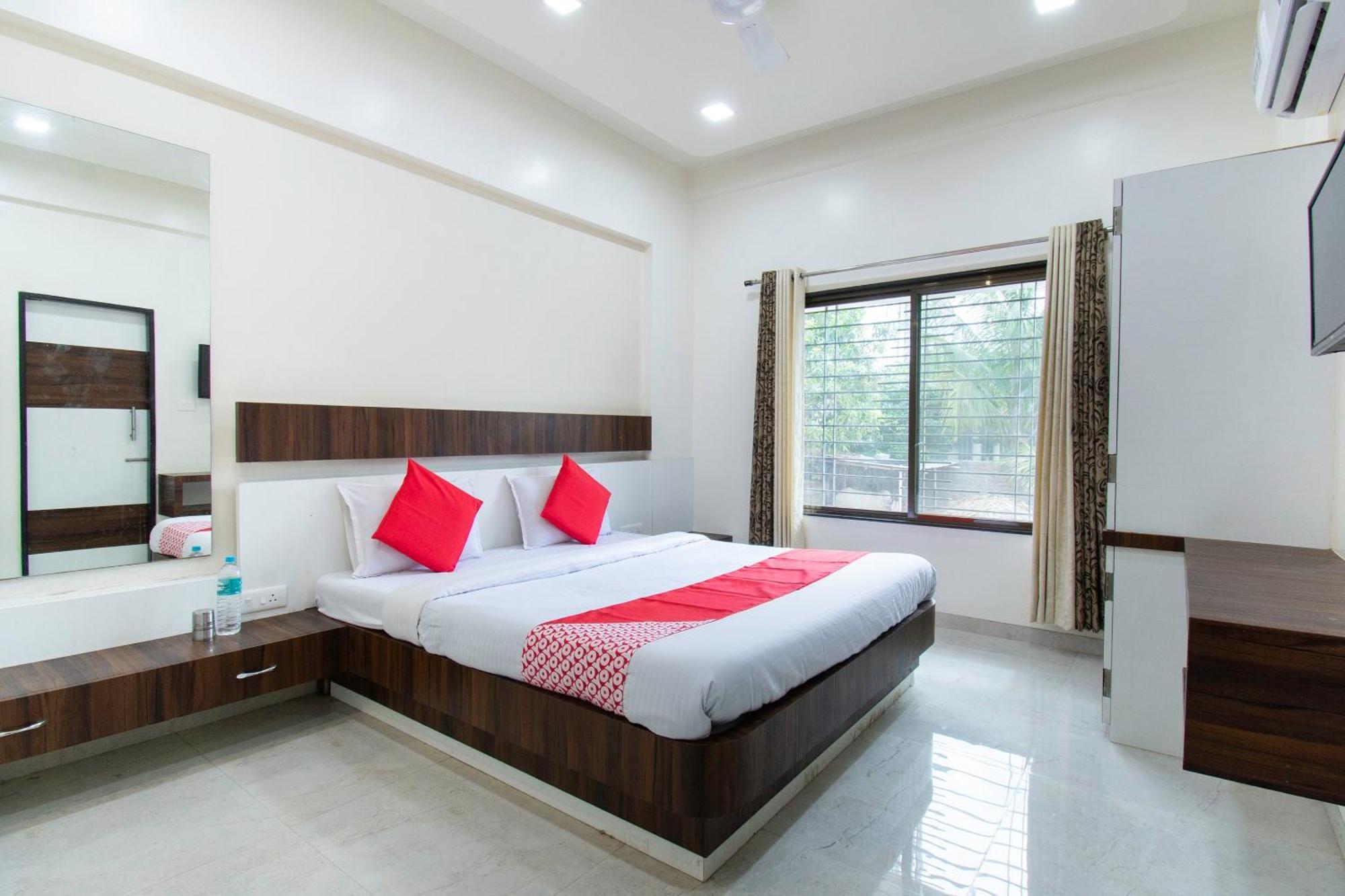 Hotel O Hari Vitthala Palace Sonai Exterior foto